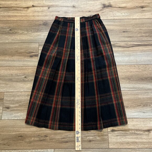 Wimbleton by Hartwell Pleated Midi Skirt SZ 6 Black Plaid Green Red Wool Blend - Picture 4 of 8
